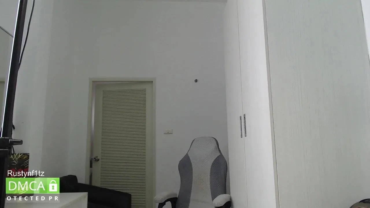 Offline rustynf1tz on Cam4