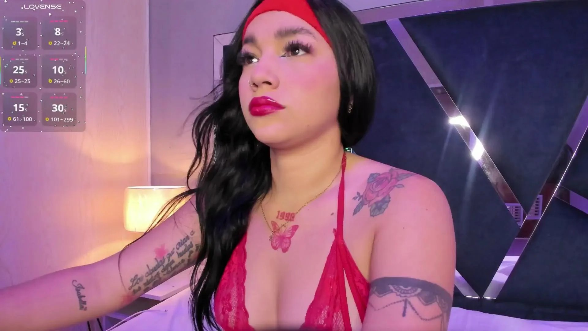 Freechat Sari__ on Cam4