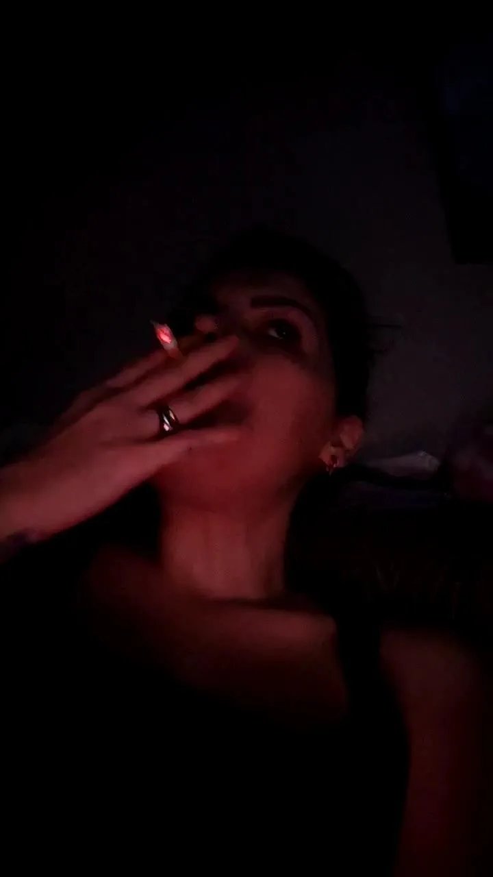 Offline Sarita_lamorena on Cam4