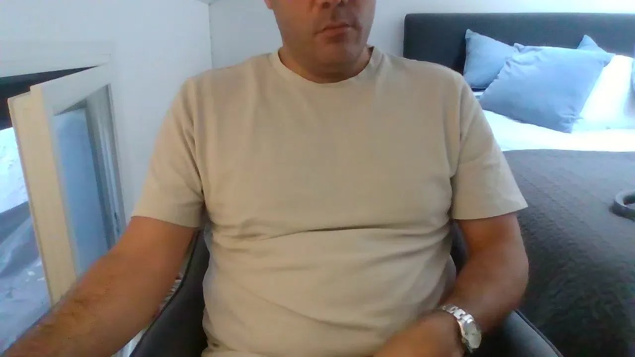 Offline sashafrenchxxx on Cam4