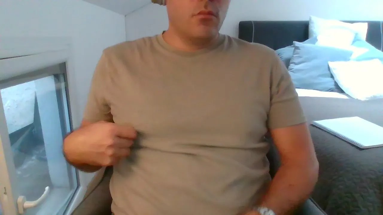 Offline sashafrenchxxx on Cam4