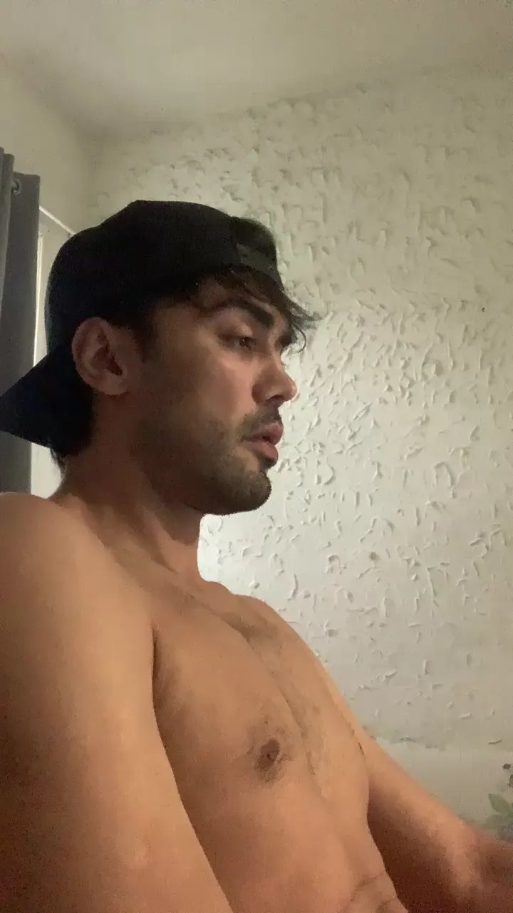 Offline servasluan on Cam4