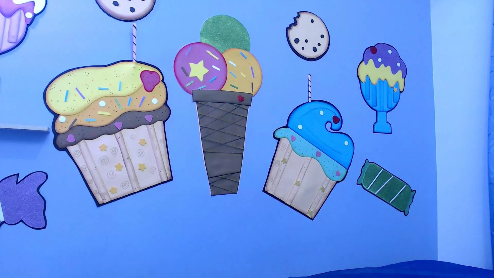 Freechat skinnykalitzo18 on Cam4