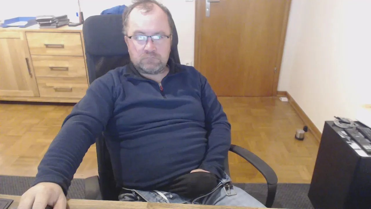 Offline smoro20 on Cam4