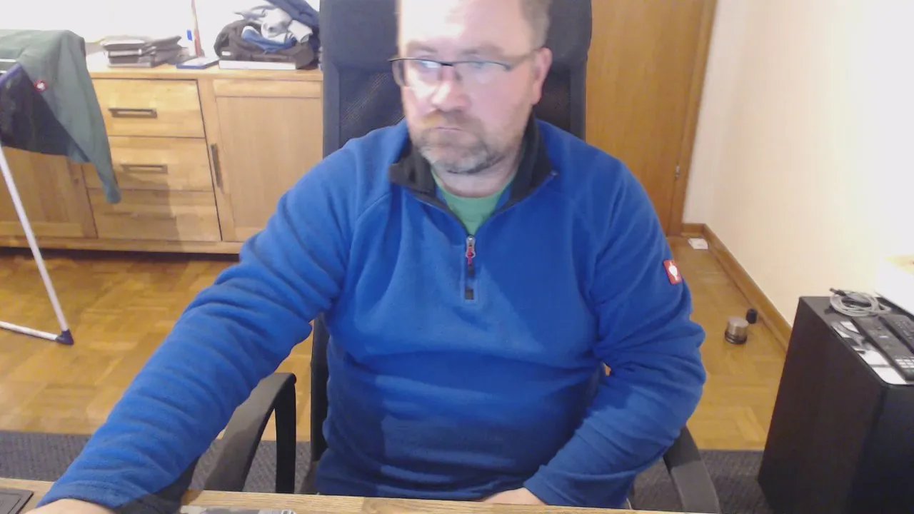 Offline smoro20 on Cam4