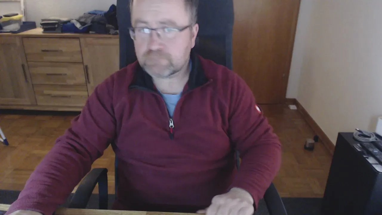 Offline smoro20 on Cam4