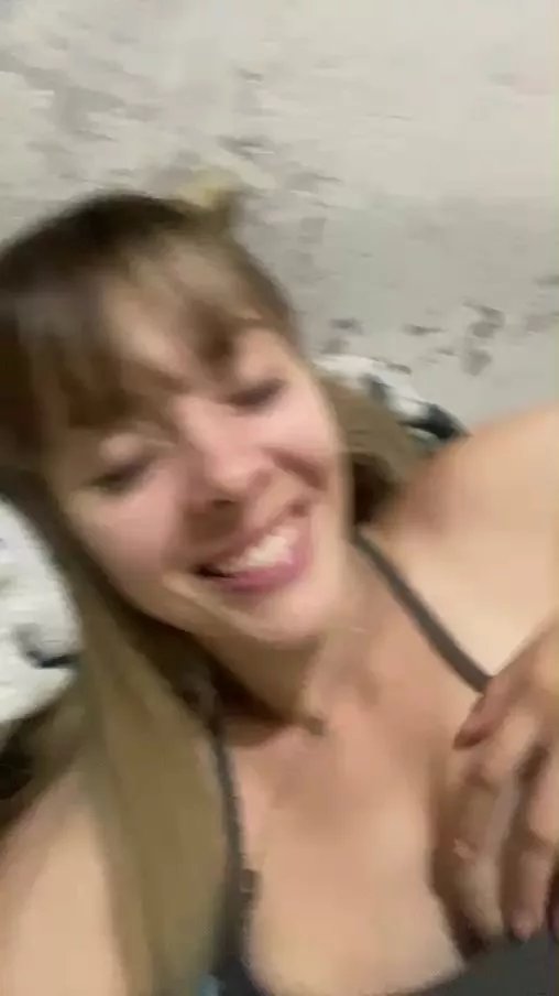 Offline Sol_riquelmee on Cam4