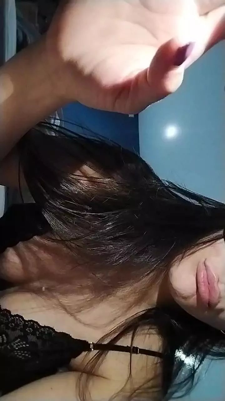 Offline Soycanelac4 on Cam4