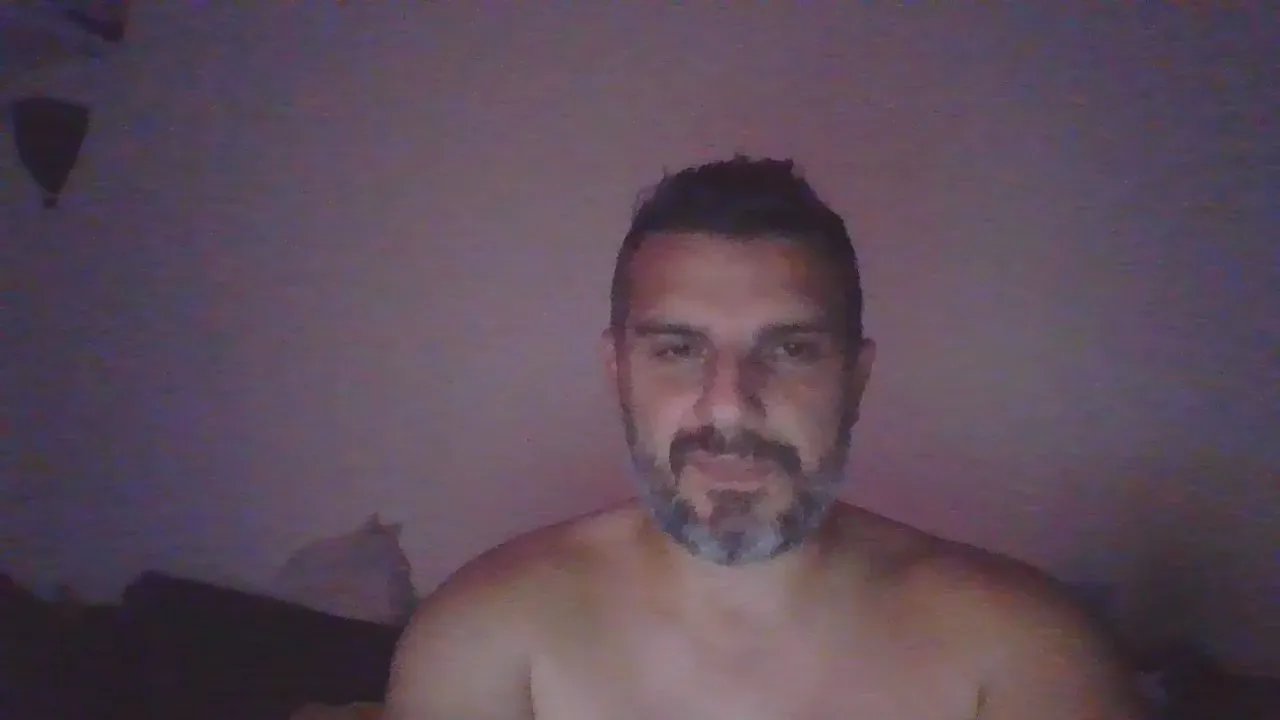 Offline spyk23051977 on Cam4