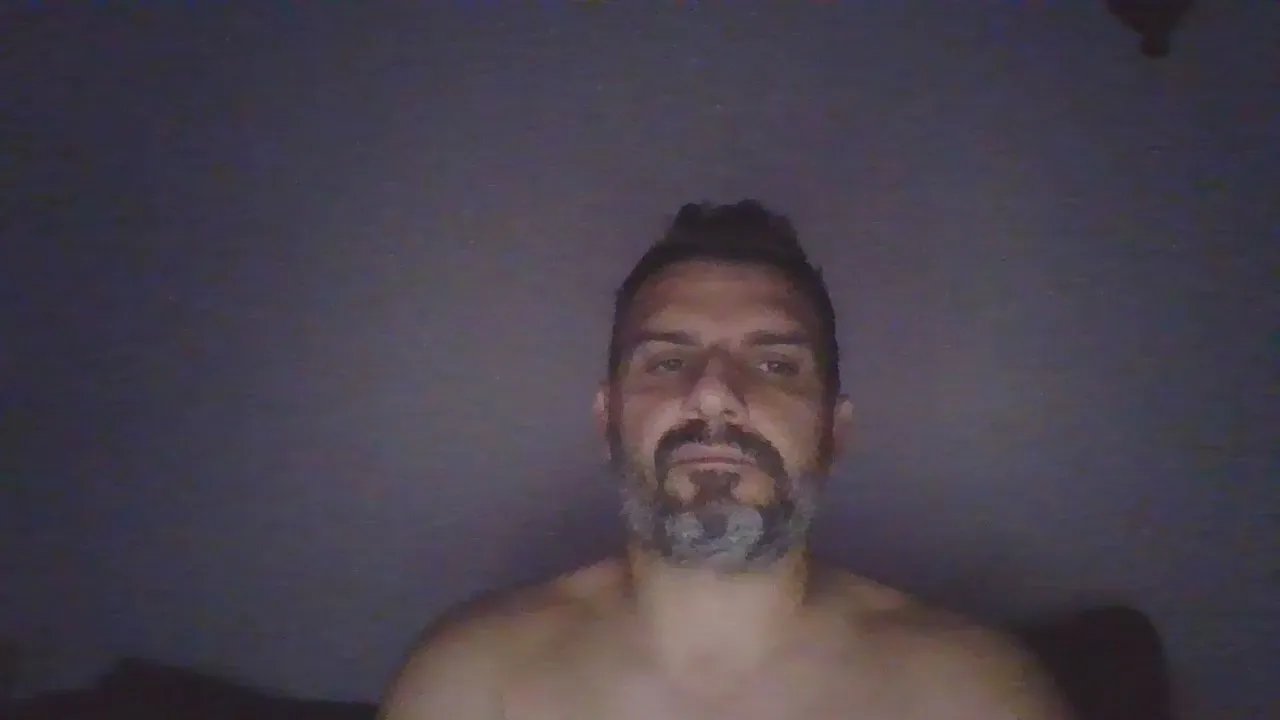Offline spyk23051977 on Cam4