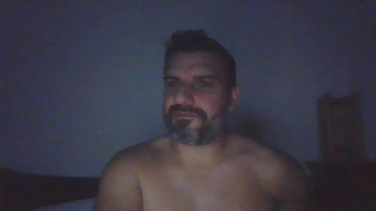 Offline spyk23051977 on Cam4