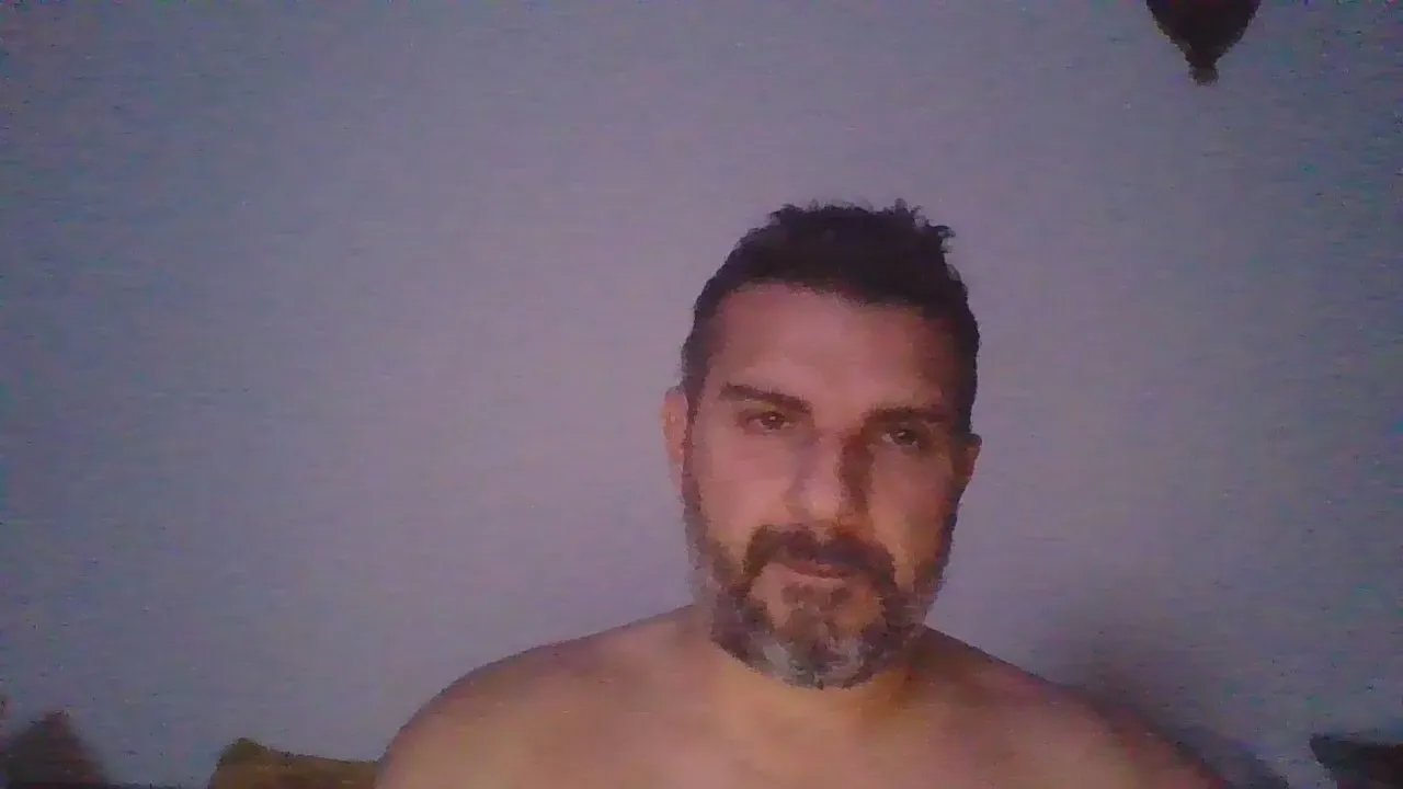 Offline spyk23051977 on Cam4