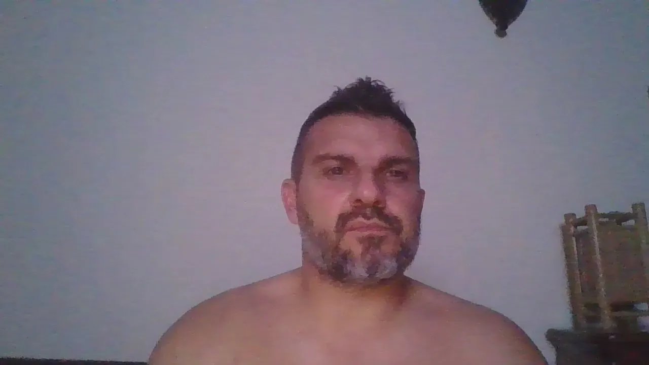 Offline spyk23051977 on Cam4