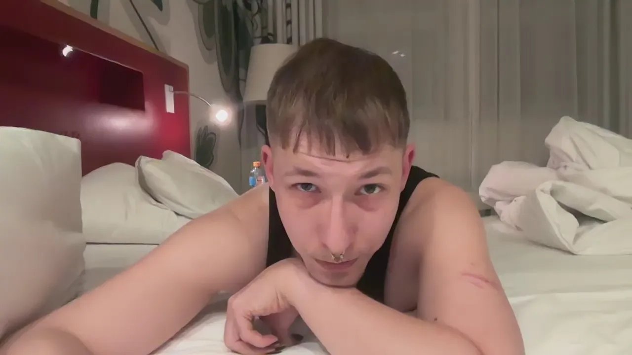 Offline Starfish on Cam4