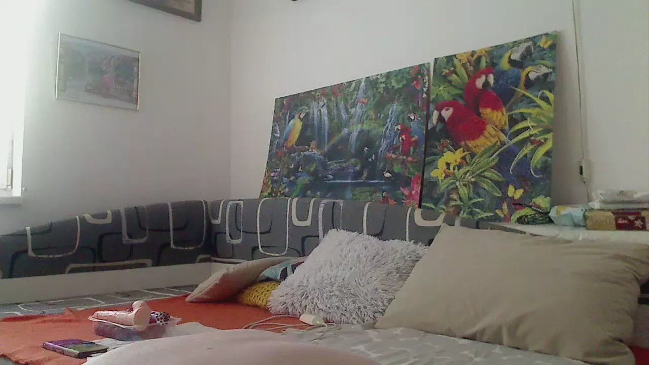 sweetdolly20 on Cam4 