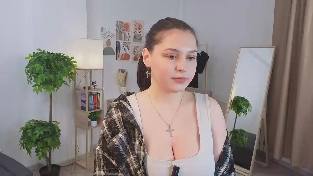 Offline TerraOlan on Cam4