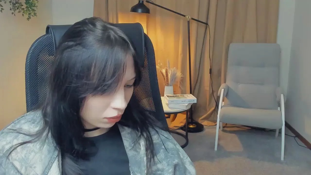 Freechat TessieBianchini on Cam4