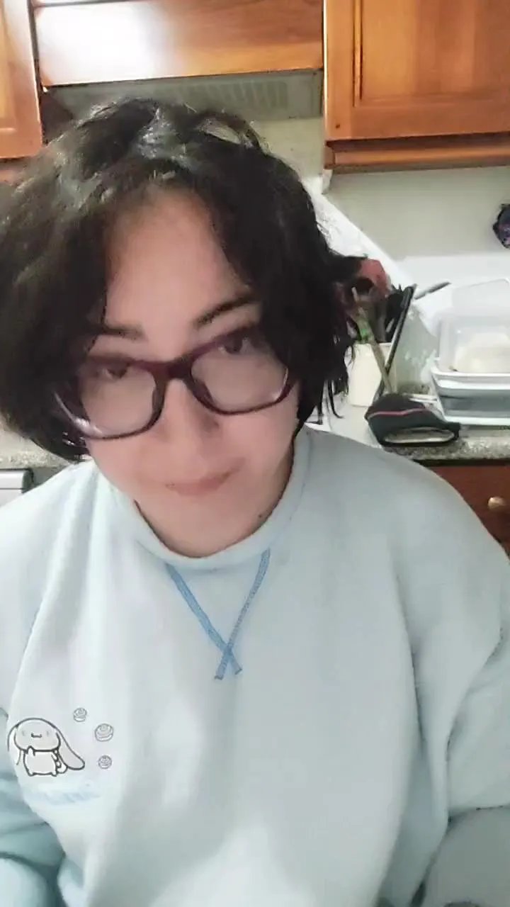 Offline TheEightCouple on Cam4