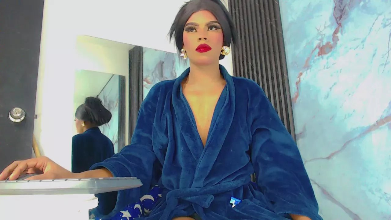 Offline ThiaraVarannes on Cam4