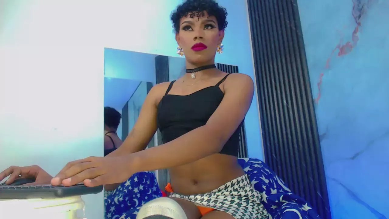 Offline ThiaraVarannes on Cam4