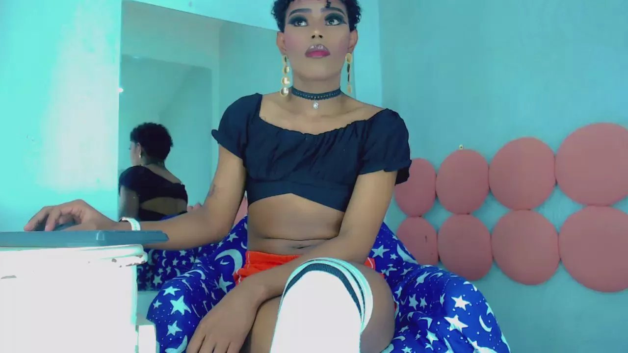 Offline ThiaraVarannes on Cam4