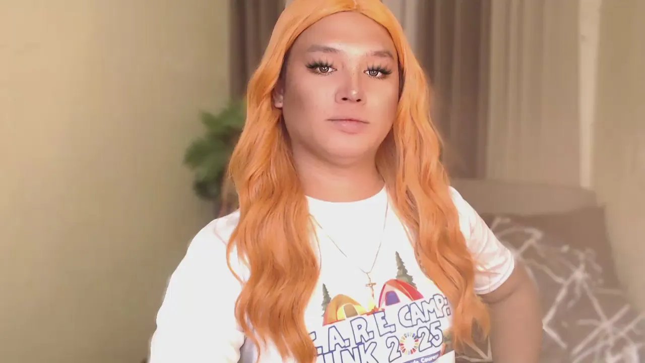 Offline Urgoddess_Kiera on Cam4