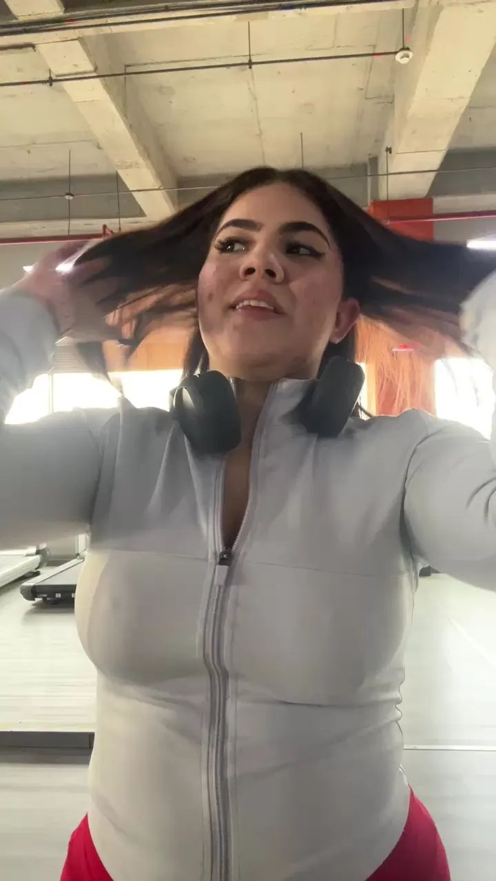 Offline valenhill_ on Cam4