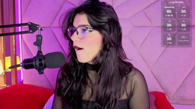 Offline ValerieKay on Cam4