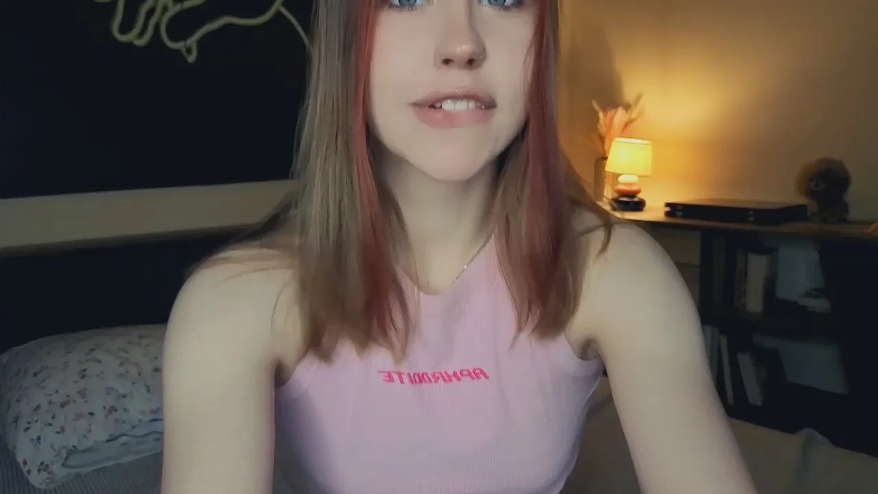 Offline ValKirnon on Cam4