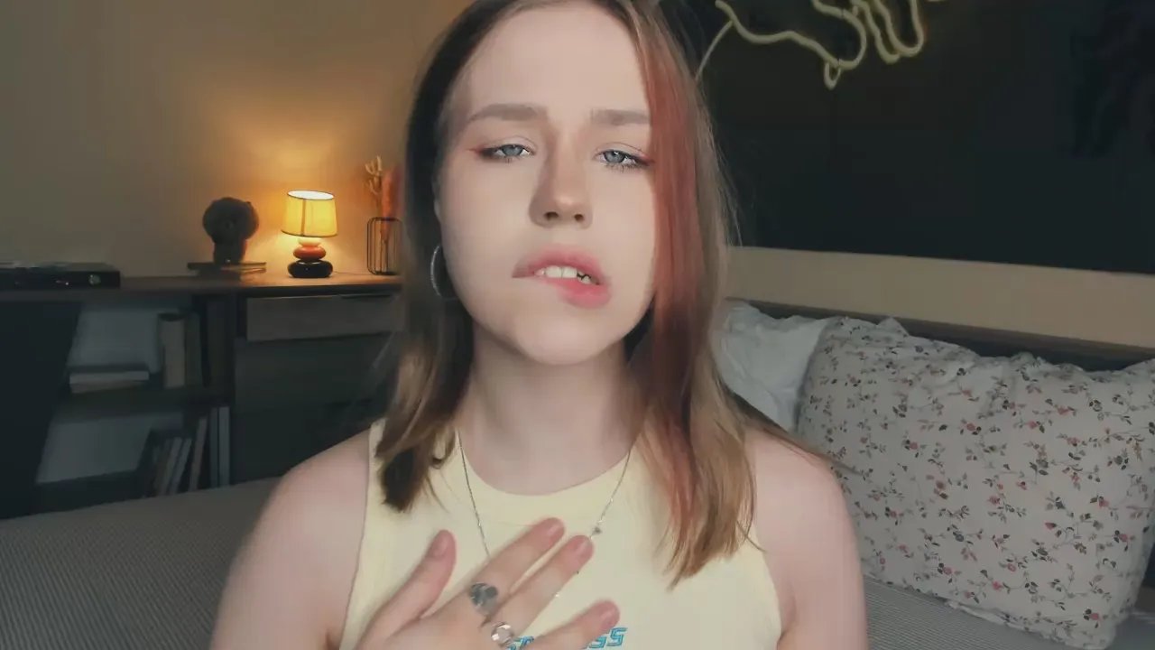 Offline ValKirnon on Cam4