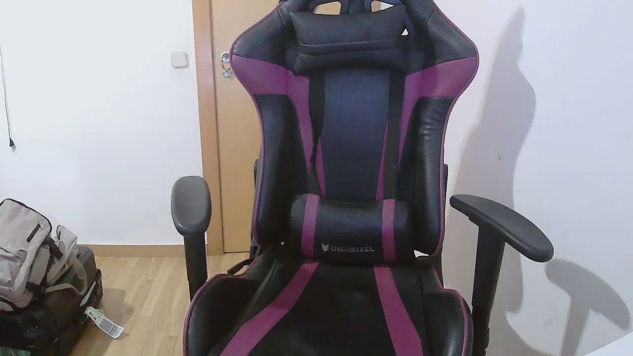 Offline Vampirosa on Cam4