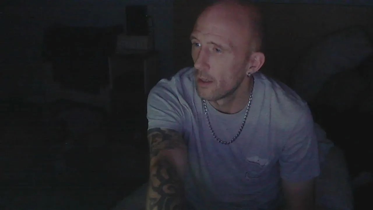 Offline Weejimmyl on Cam4