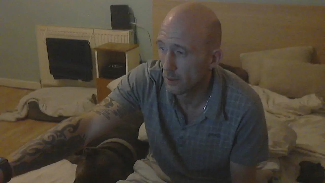 Offline Weejimmyl on Cam4