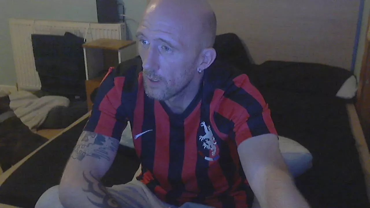 Offline Weejimmyl on Cam4