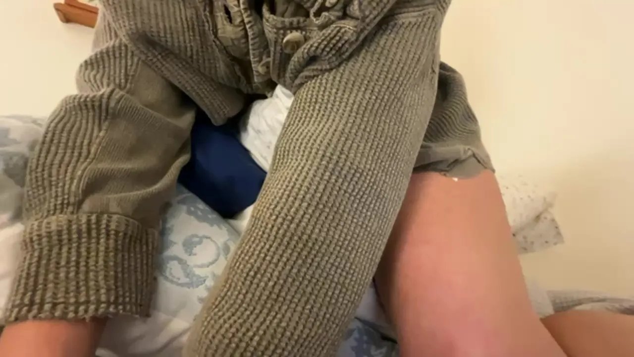 Offline wetkittyy on Cam4