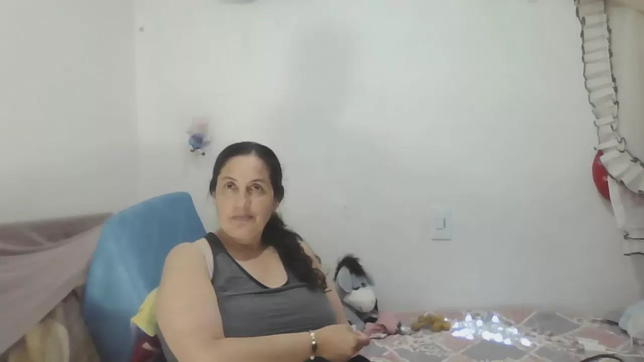 Offline ximenajimenez on Cam4