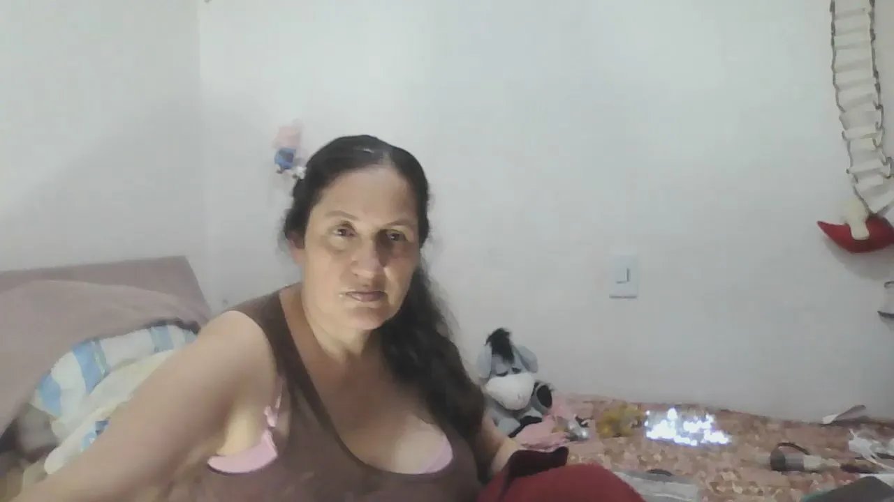 Offline ximenajimenez on Cam4