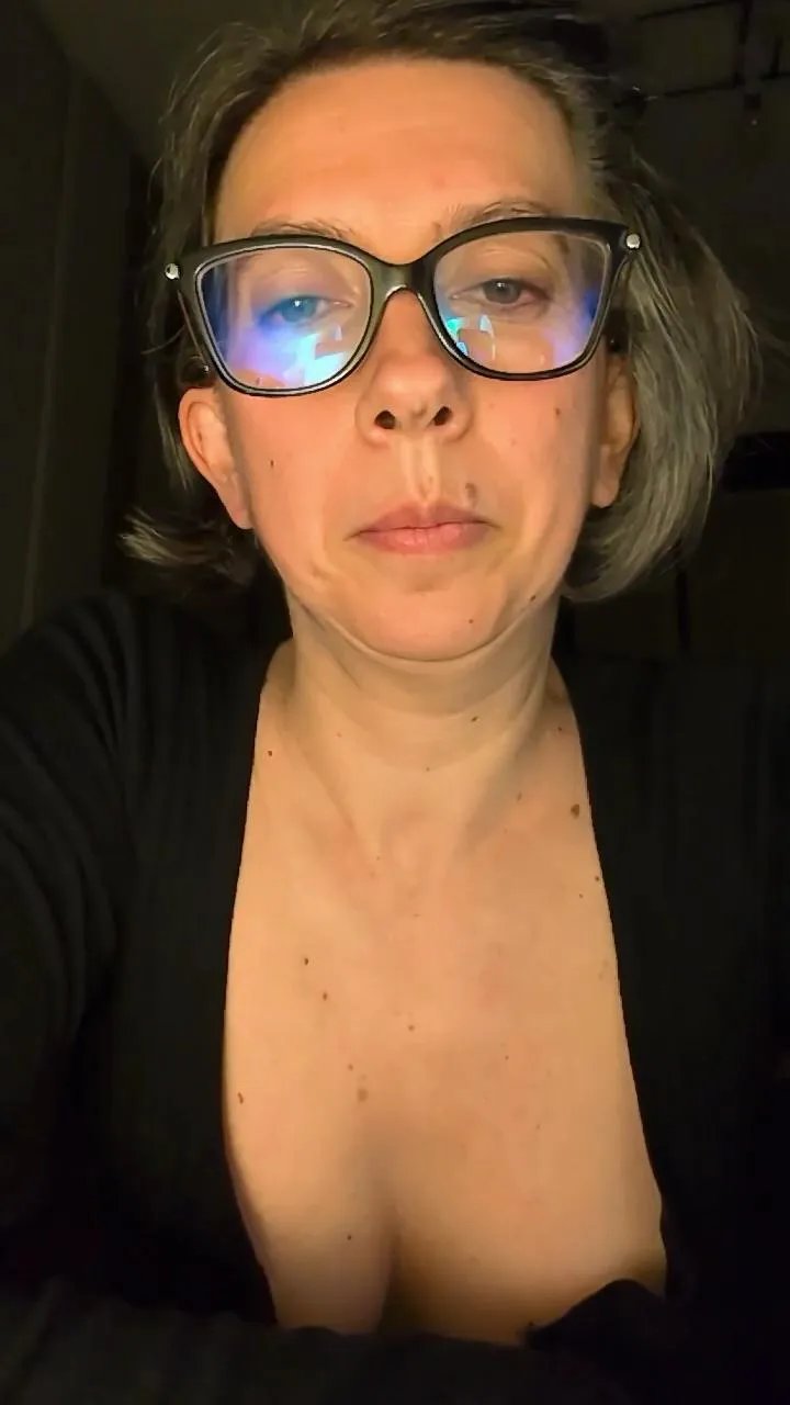 Offline yaoibl on Cam4