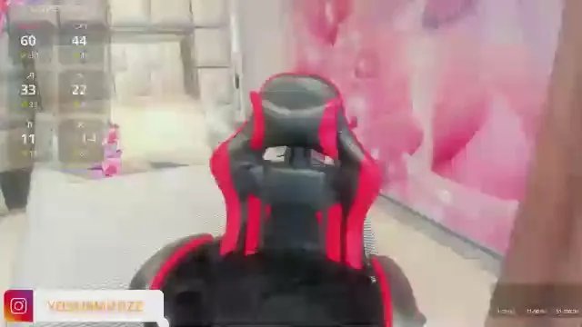 Offline Yelena_mutiz on Cam4