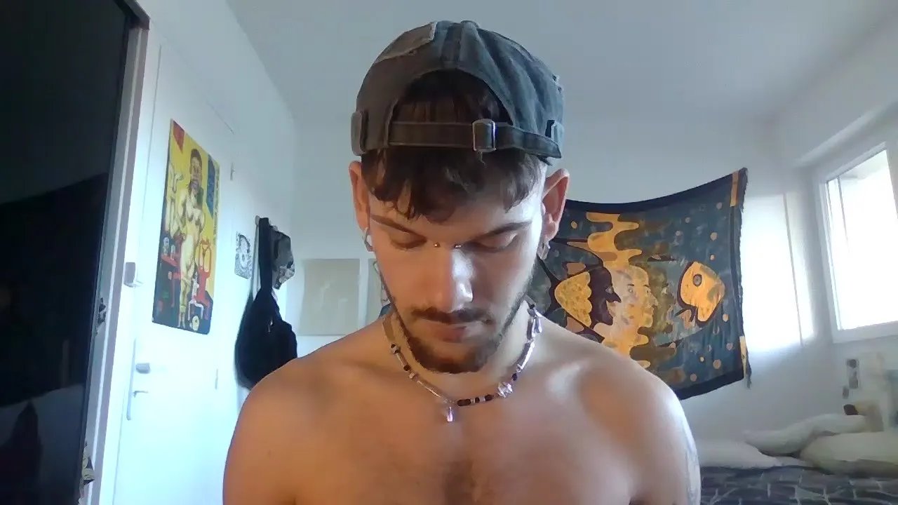 Freechat yourb0i on Cam4