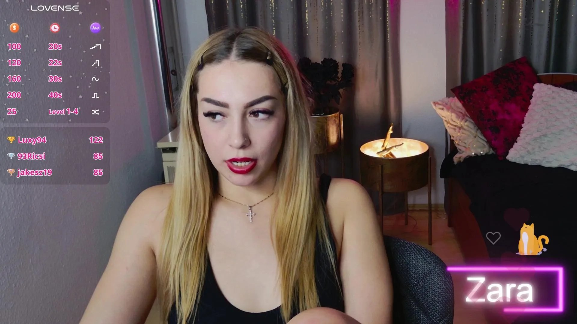 Offline Zarasplayground on Cam4