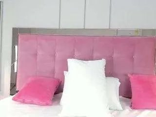 Offline ahincale on CamSoda