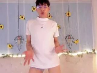 Offline aleaurarashi on CamSoda