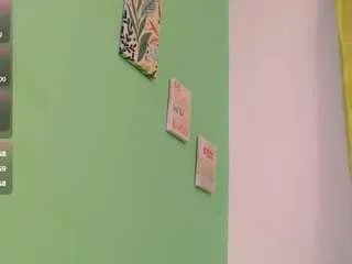 Offline alisontitsmilk19 on CamSoda