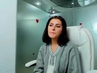 Freechat annafiree on CamSoda