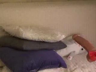 Freechat annybangs on CamSoda