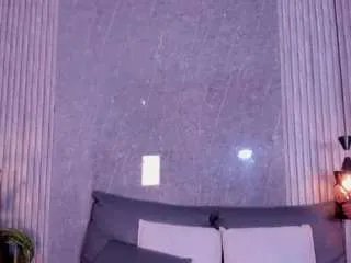 Offline arianavalbuena on CamSoda