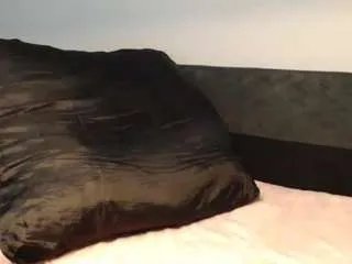 Offline asianbaddie on CamSoda