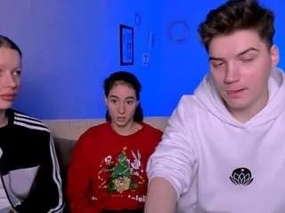 Freechat baby-hotte on CamSoda