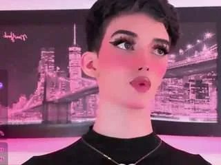 Offline babyalejaa on CamSoda